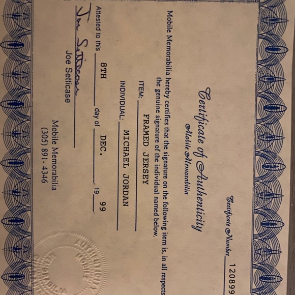 Authentic Signed Michael Jordan Jersey - Picture 6 of 8